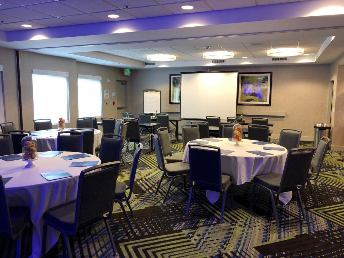 Holiday Inn Express Hotel & Suites Sacramento Airport Natomas, An Ihg Hotel Esterno foto