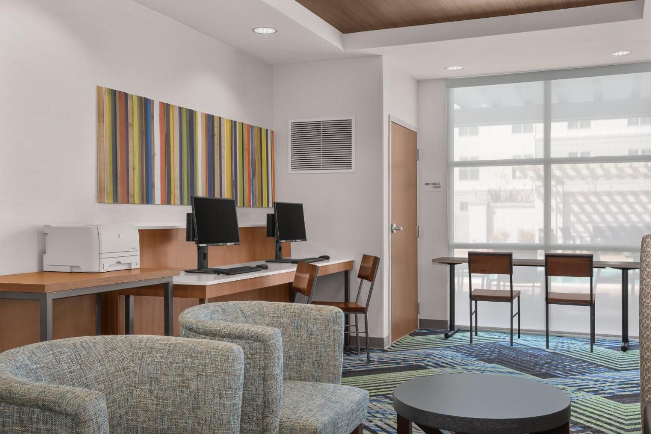Holiday Inn Express Hotel & Suites Sacramento Airport Natomas, An Ihg Hotel Esterno foto